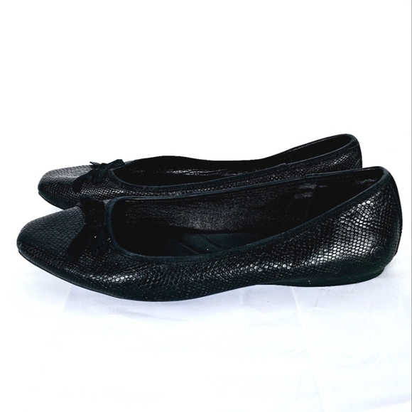 Born Black Textured Flats - Picture 5 of 8